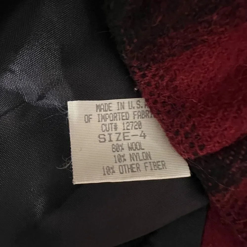 Breeches Women's Buffalo Plaid Wool Button-Down Sleeveless Vest Red Black Size 4